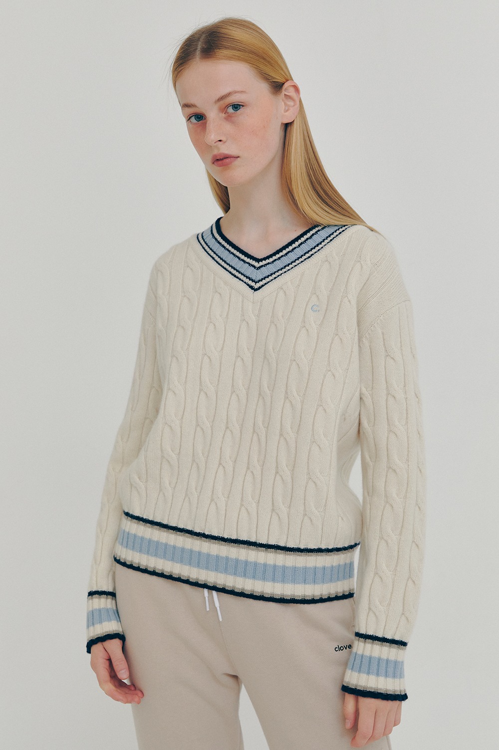 clove - [FW21 clove] Wool V-neck Knit Pullover (Ivory)
