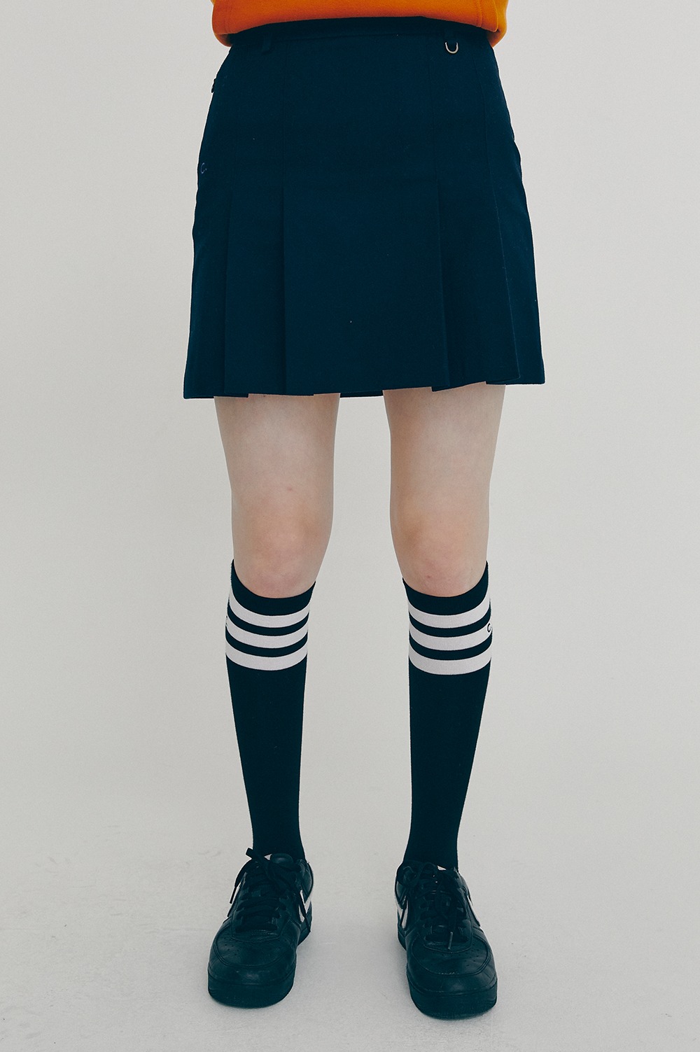 clove - [FW21 clove] Side Pleated Skirt (Navy)