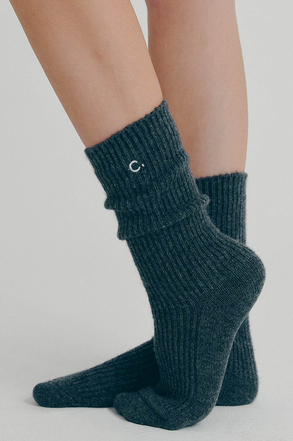 clove - [22FW clove] Cashmere Blended Socks (Charcoal)