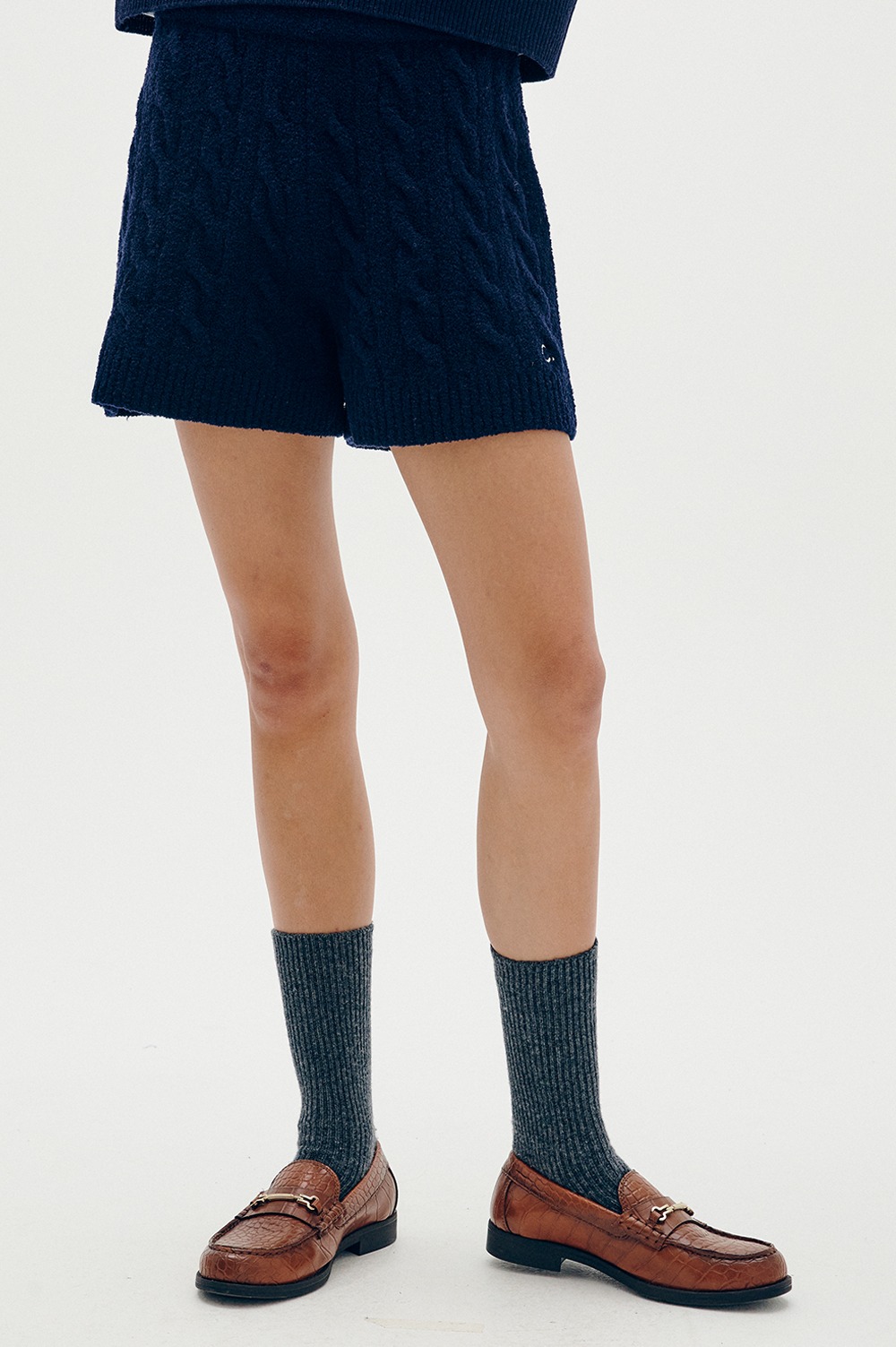 clove - [22FW clove] Cable Knit Shorts (Navy)