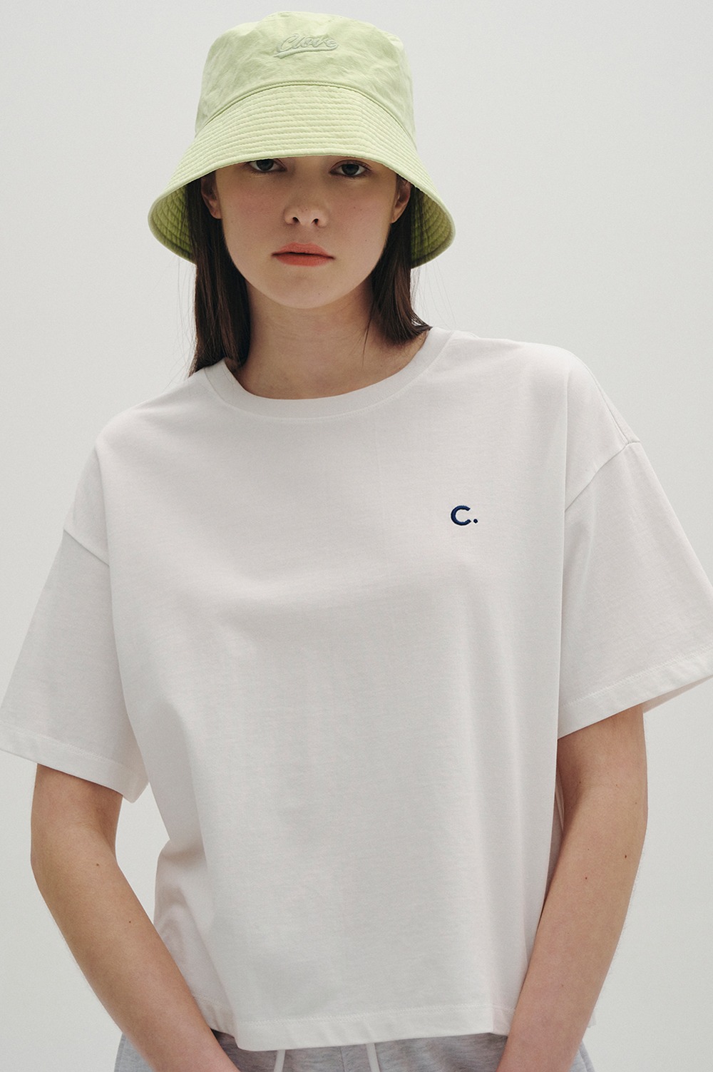 clove - [23SS clove] Symbol Logo Short T-Shirt (White)
